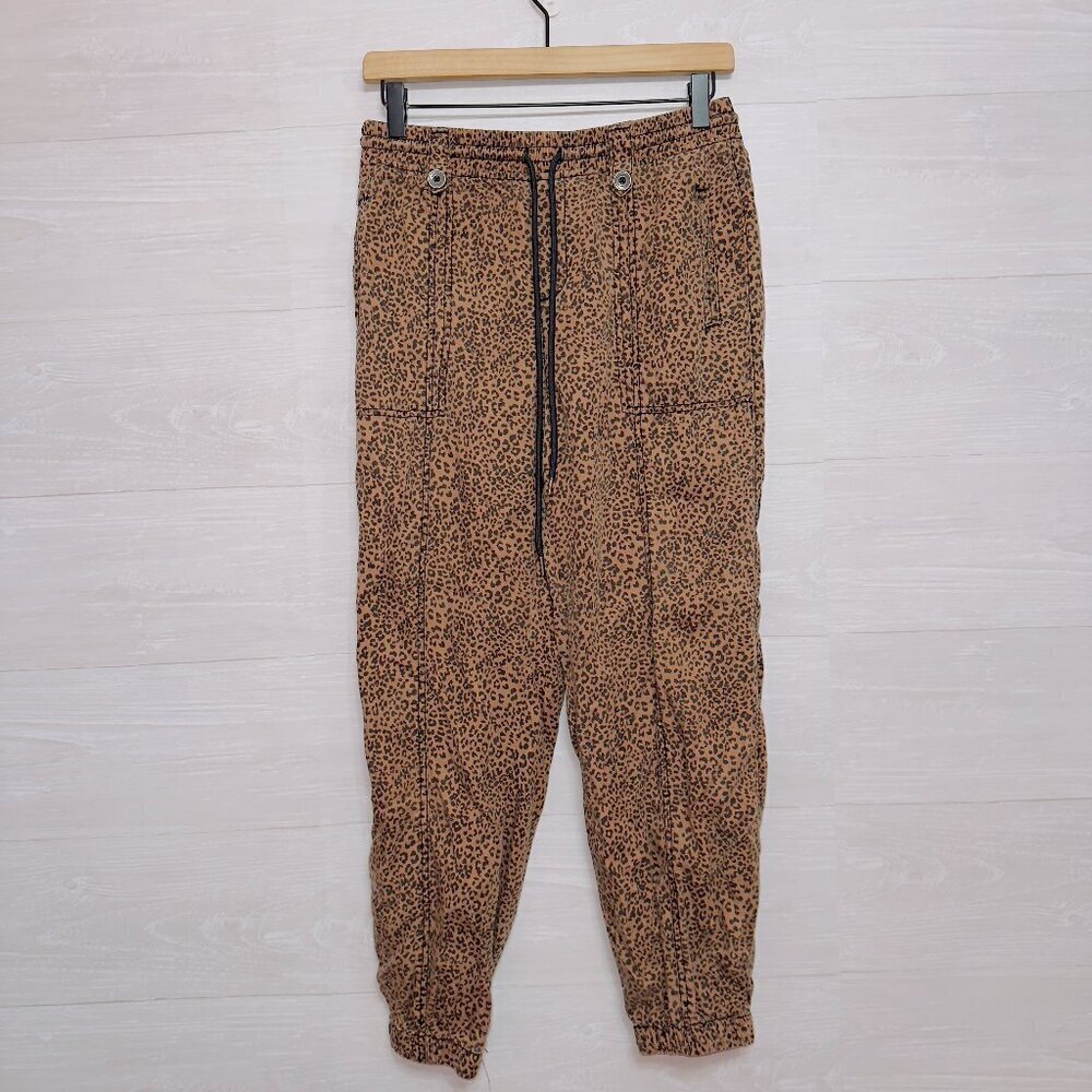 Knox Rose Women's Leopard Print High Waisted Lyocell Jogger Pants size small